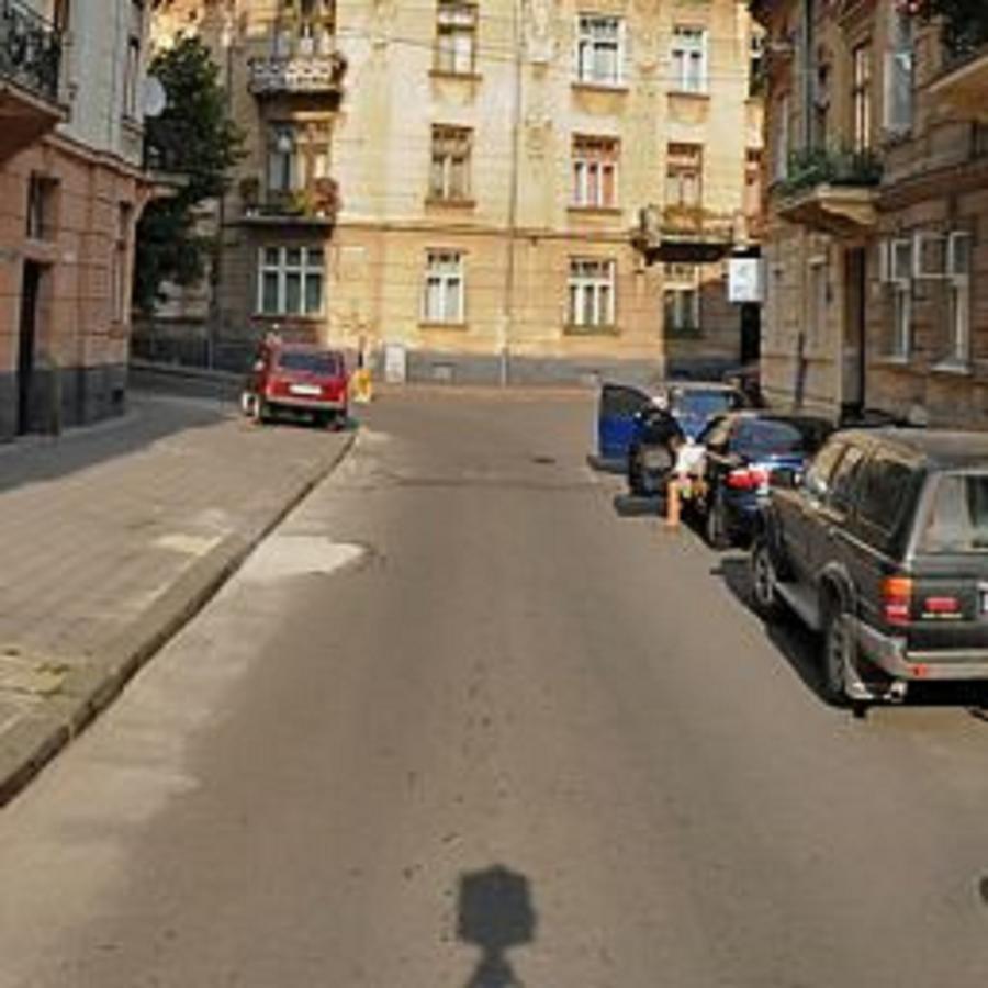 Апартаменти Вул Кониського 5 На 6 Осіб Біля Медичного Університету Leópolis Exterior foto